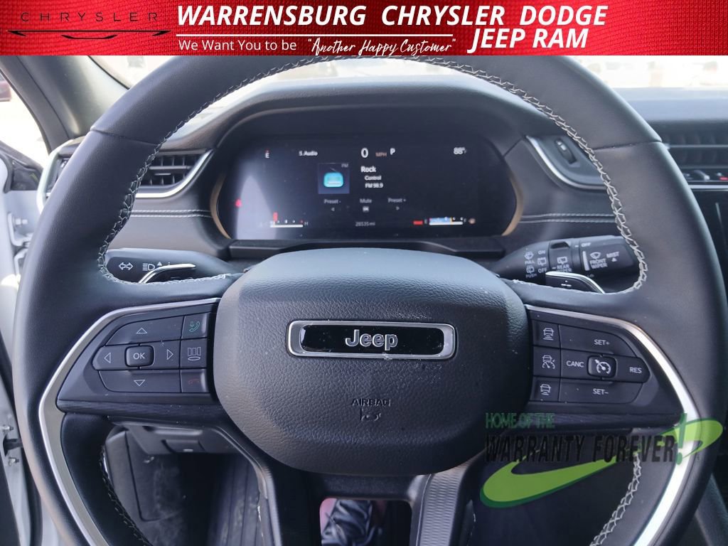 Used 2024 Jeep Grand Cherokee L Altitude image 19