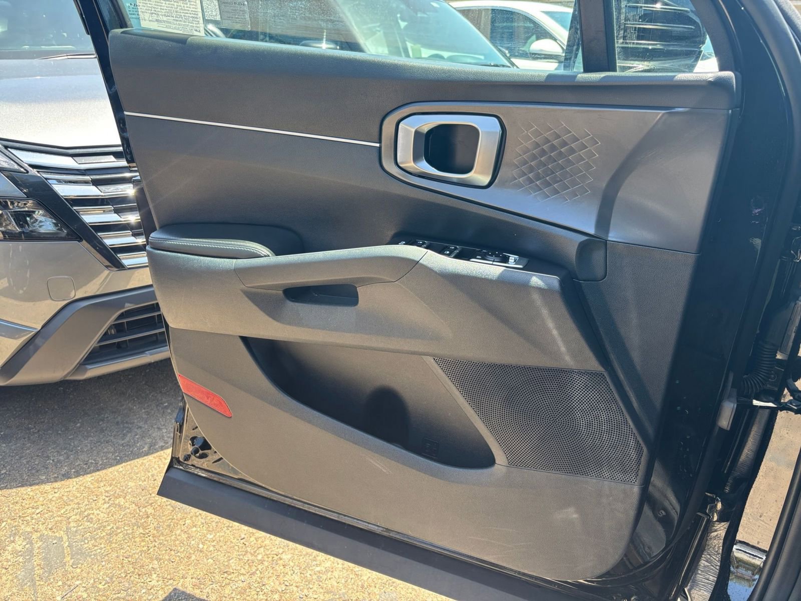 Used 2024 Kia Sorento S FWD image 18