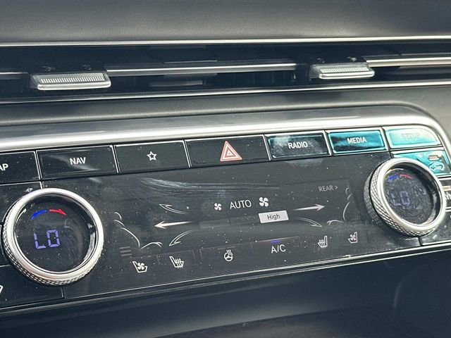 Used 2022 Genesis GV80 3.5T w/ Cargo Package image 29