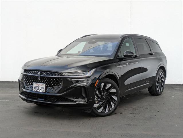 Used 2024 Lincoln Nautilus Reserve w/ Jet Appearance Package (87T)