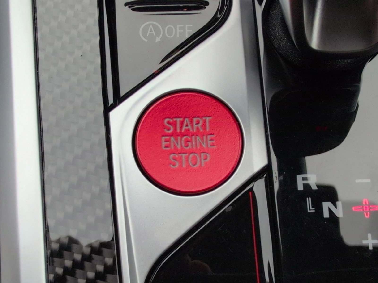 Used 2025 BMW M8 Competition image 25