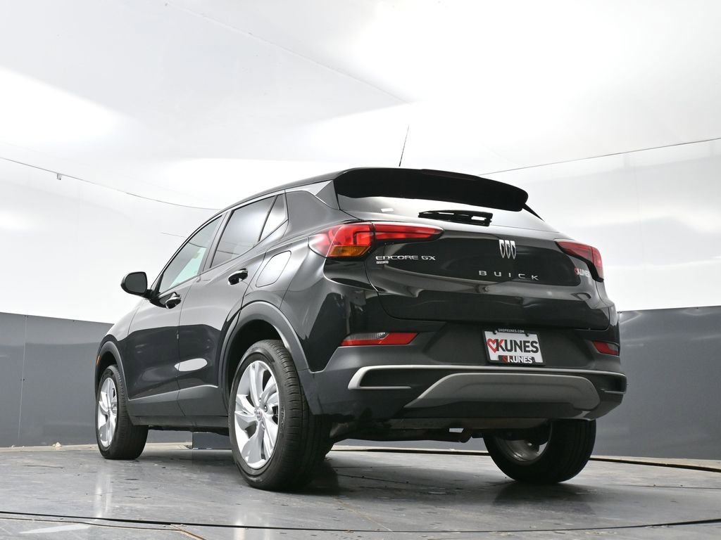 Used 2025 Buick Encore GX Preferred AWD/4WD image 57