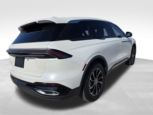 Certified 2025 Lincoln Nautilus Premier AWD/4WD image 3