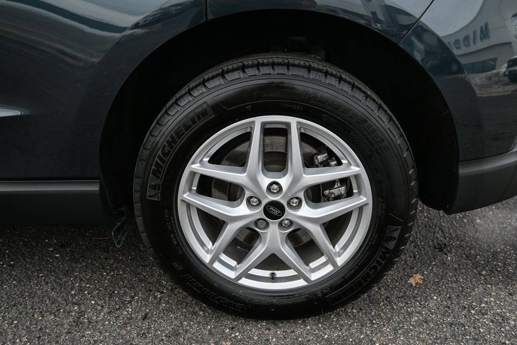 Certified 2024 Ford Edge SEL w/ Convenience Package image 13