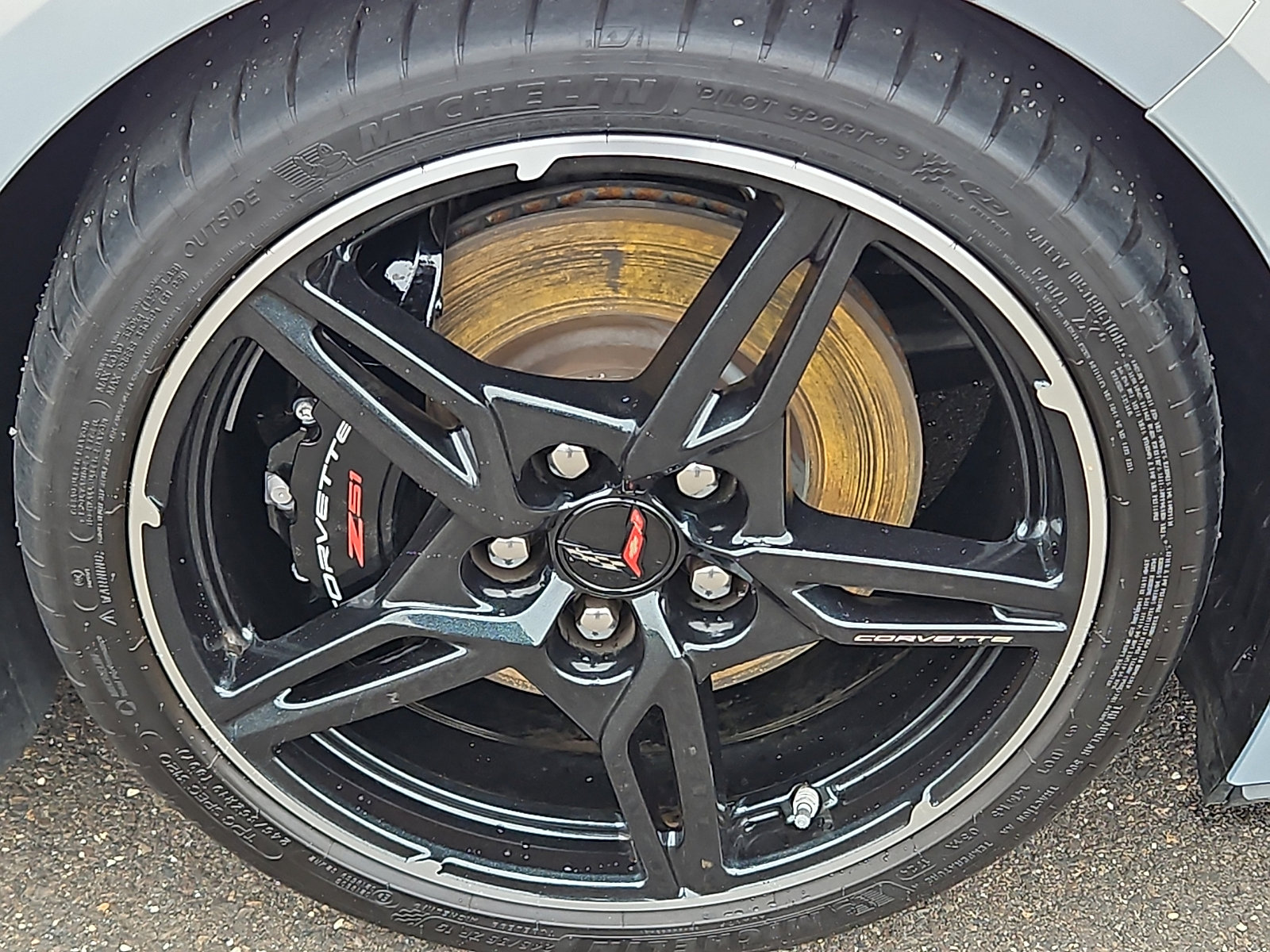 Used 2024 Chevrolet Corvette Stingray Preferred Cpe w/ Z51 Performance Package image 8