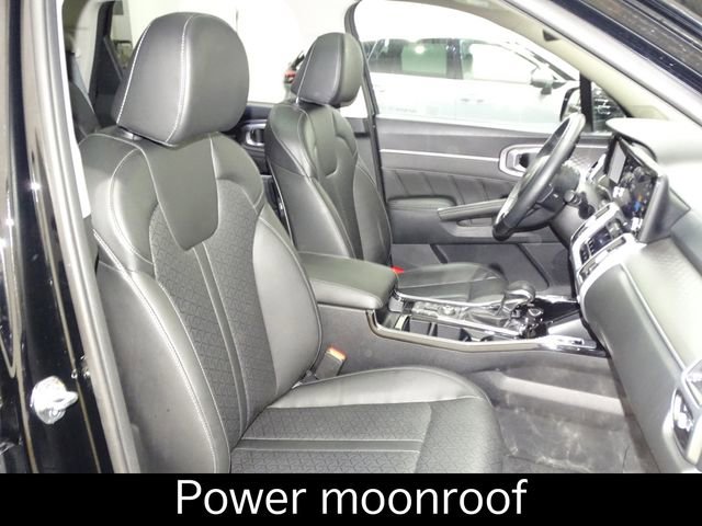 Certified 2023 Kia Sorento SX image 17