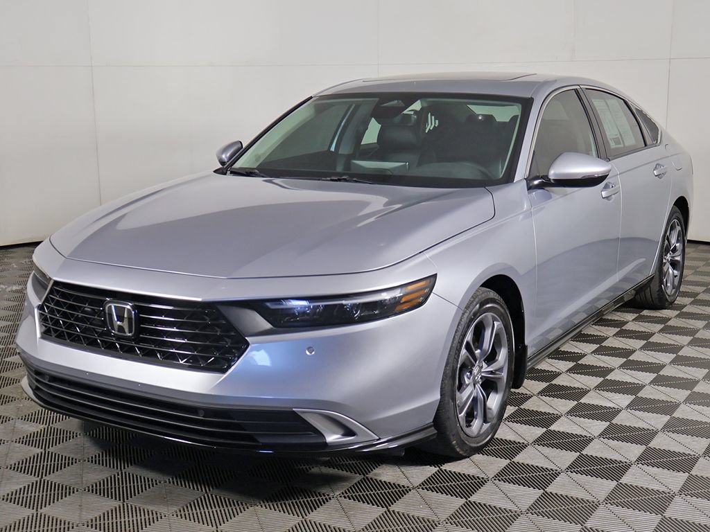 Used 2025 Honda Accord EX-L image 8