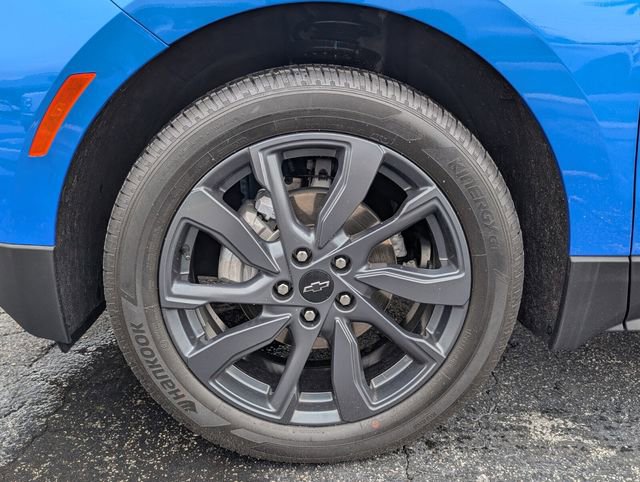Used 2024 Chevrolet Equinox RS w/ LPO, Cargo Package image 6