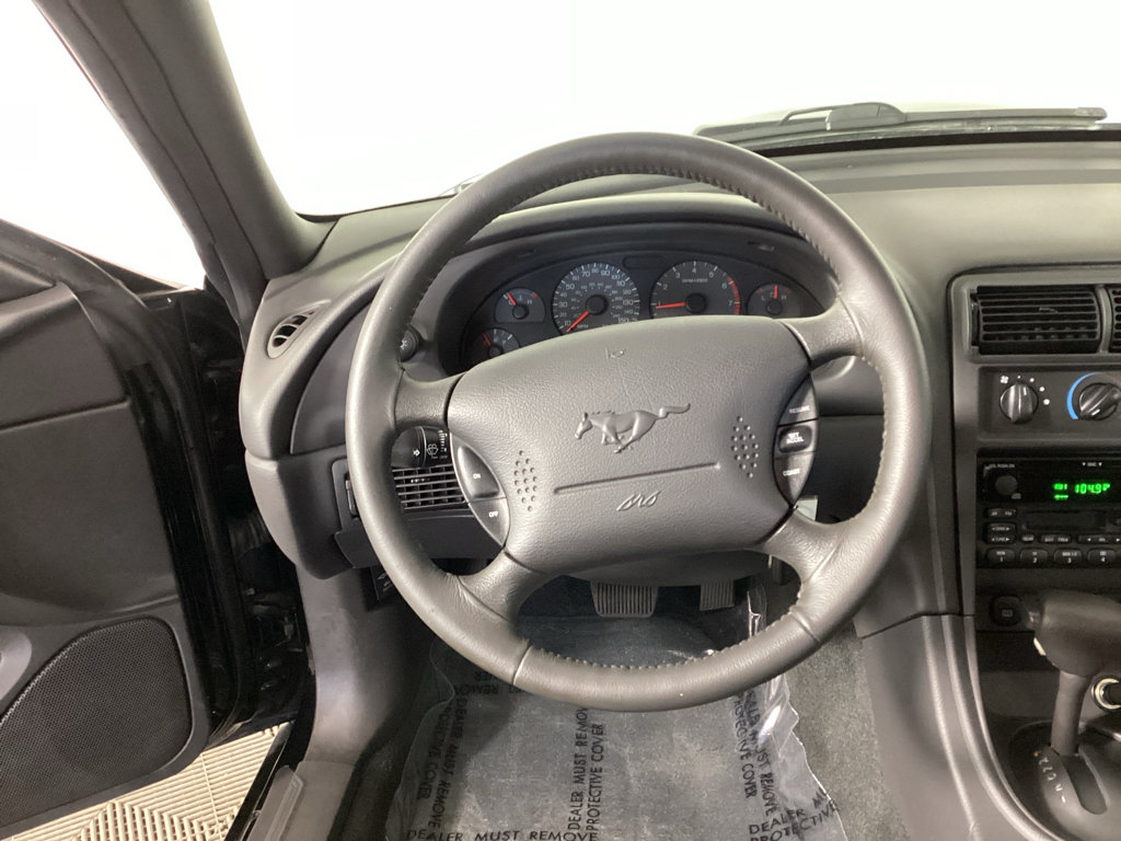 Used 2001 Ford Mustang GT RWD image 15
