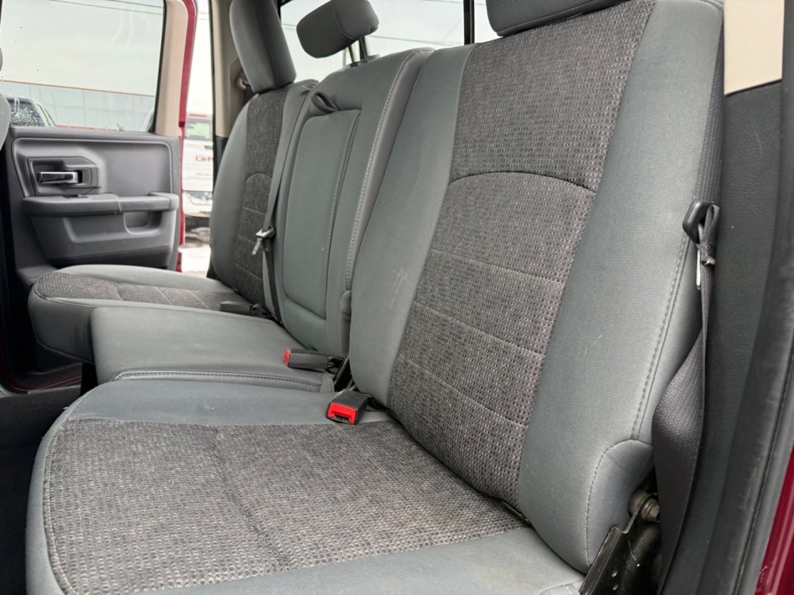 Used 2017 RAM 1500 Classic SLT w/ Luxury Group image 17