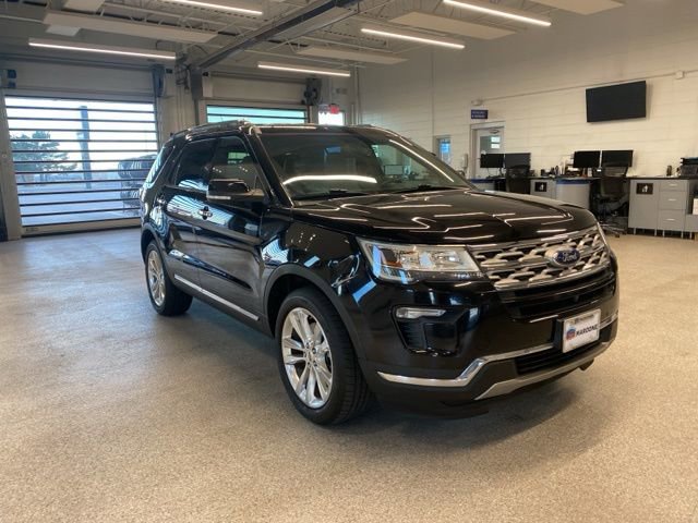 Used 2018 Ford Explorer Limited image 3