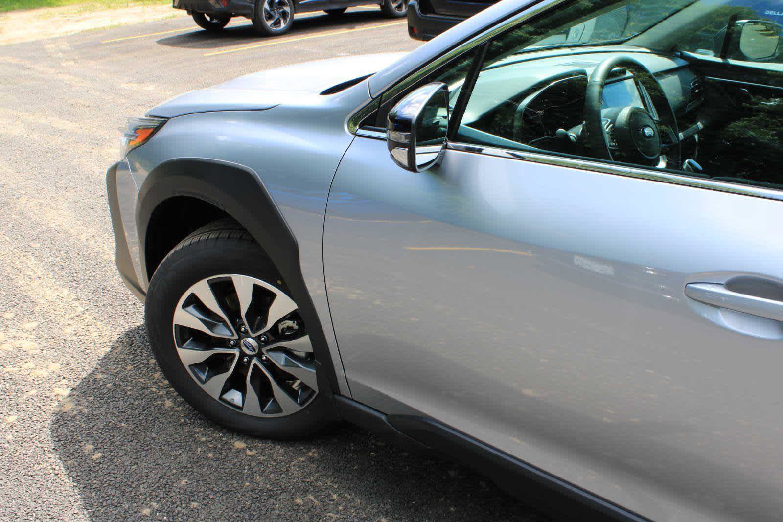 Used 2025 Subaru Outback Limited image 6