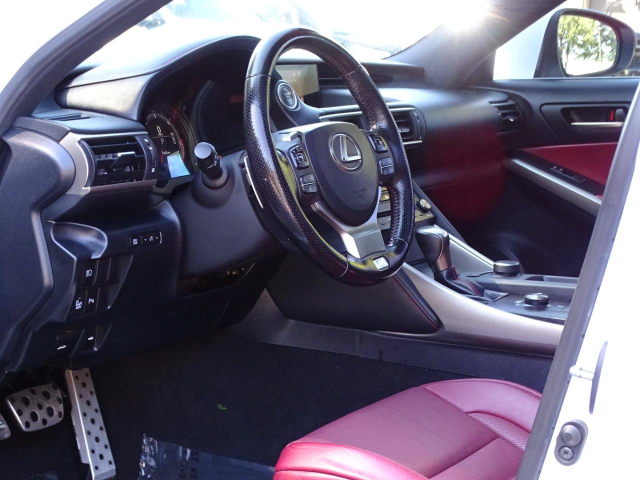 Used 2020 Lexus IS 350 F Sport w/ F Sport Package RWD image 17