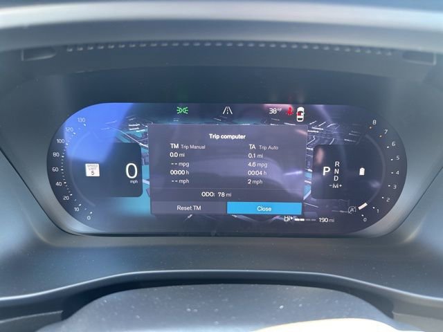 New 2026 Volvo XC40 B5 Plus w/ Protection Package Premier image 18