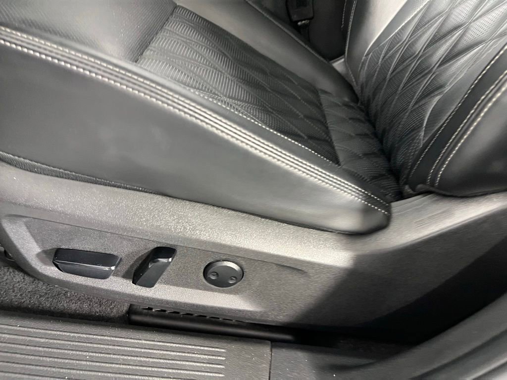 Used 2023 Nissan Rogue Platinum image 27