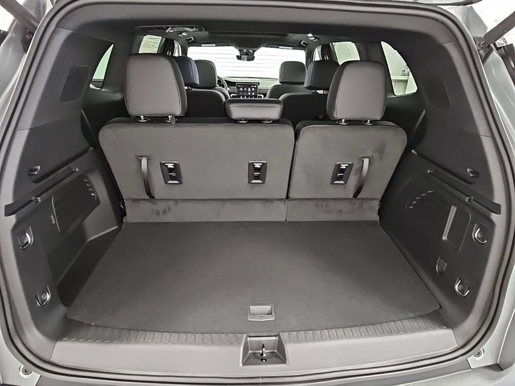 New 2026 GMC Acadia Elevation w/ Black Edition image 36