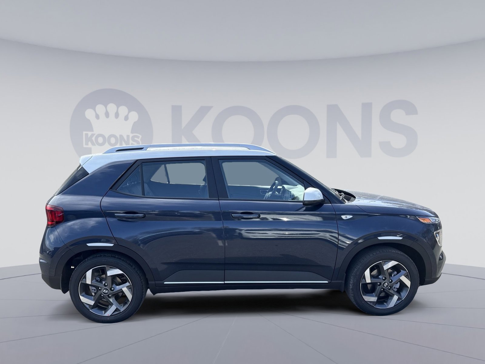 New 2026 Hyundai Venue SEL FWD image 8