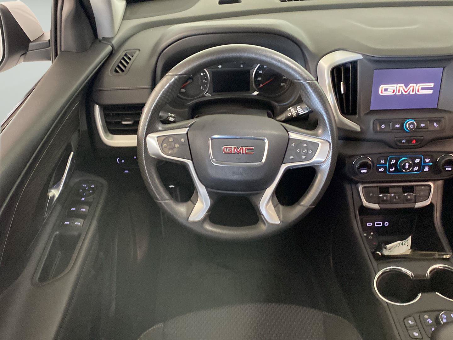 Certified 2023 GMC Terrain SLE w/ Driver Convenience Package AWD/4WD image 32