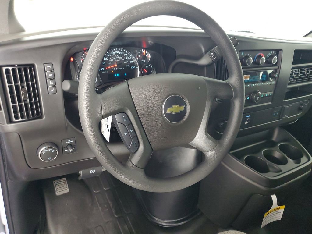 New 2026 Chevrolet Express 2500 w/ Driver Convenience Package image 15