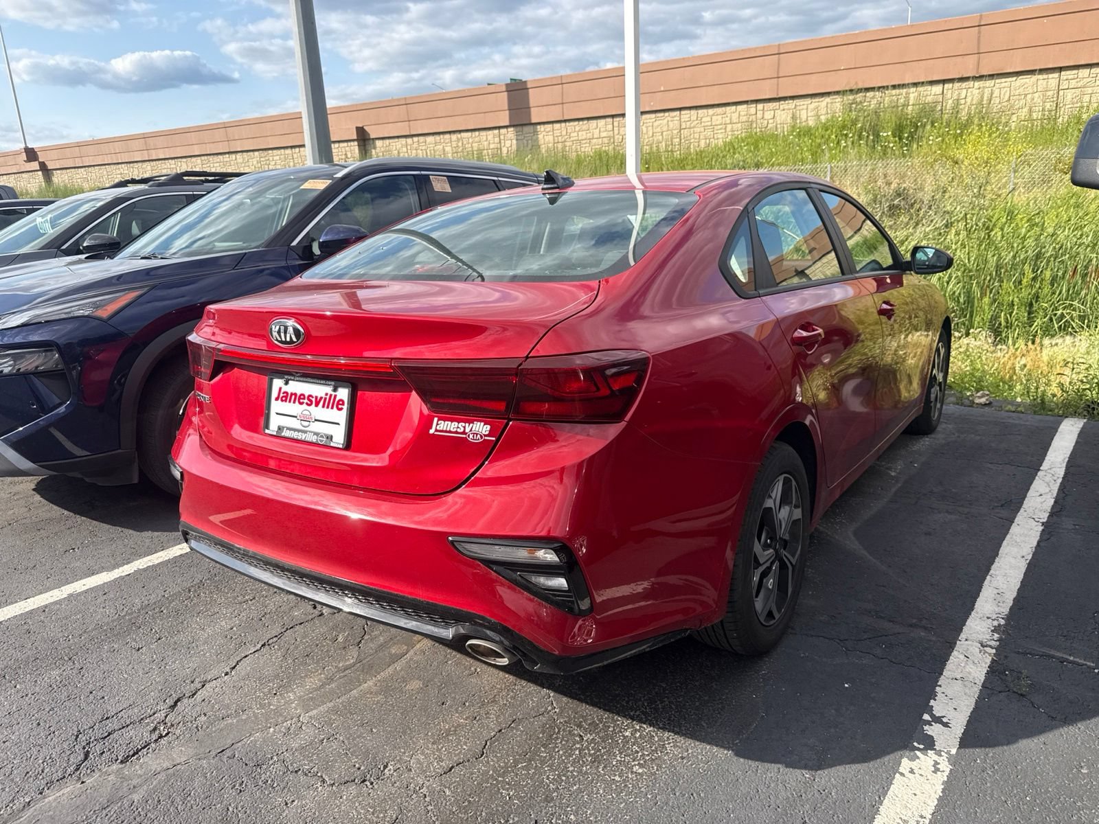 Used 2021 Kia Forte LXS FWD image 2
