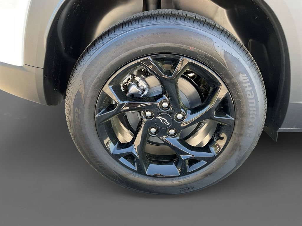 New 2026 Chevrolet Trax LT w/ Driver Confidence Package FWD image 10