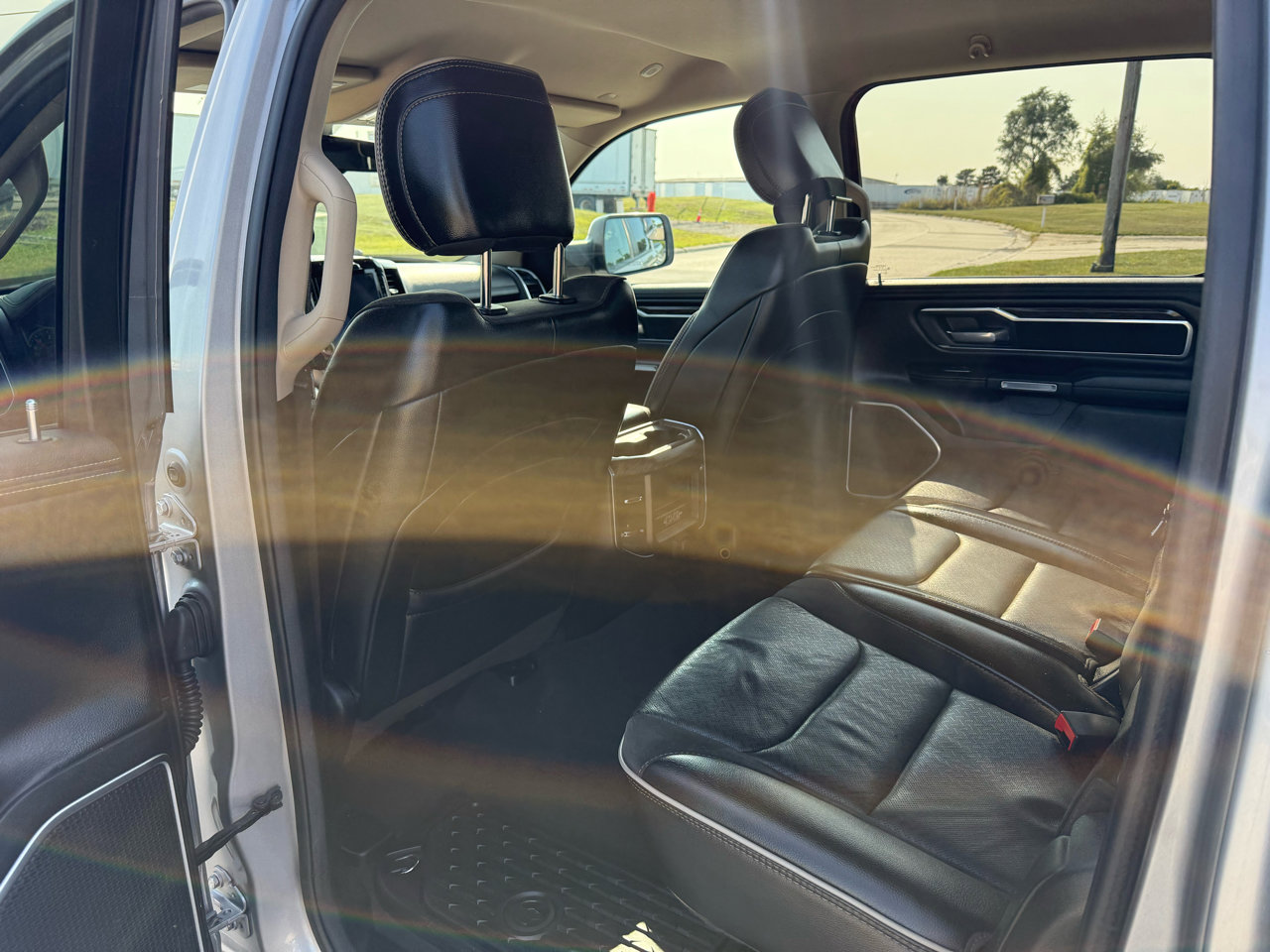 Used 2020 RAM 1500 Laramie image 20