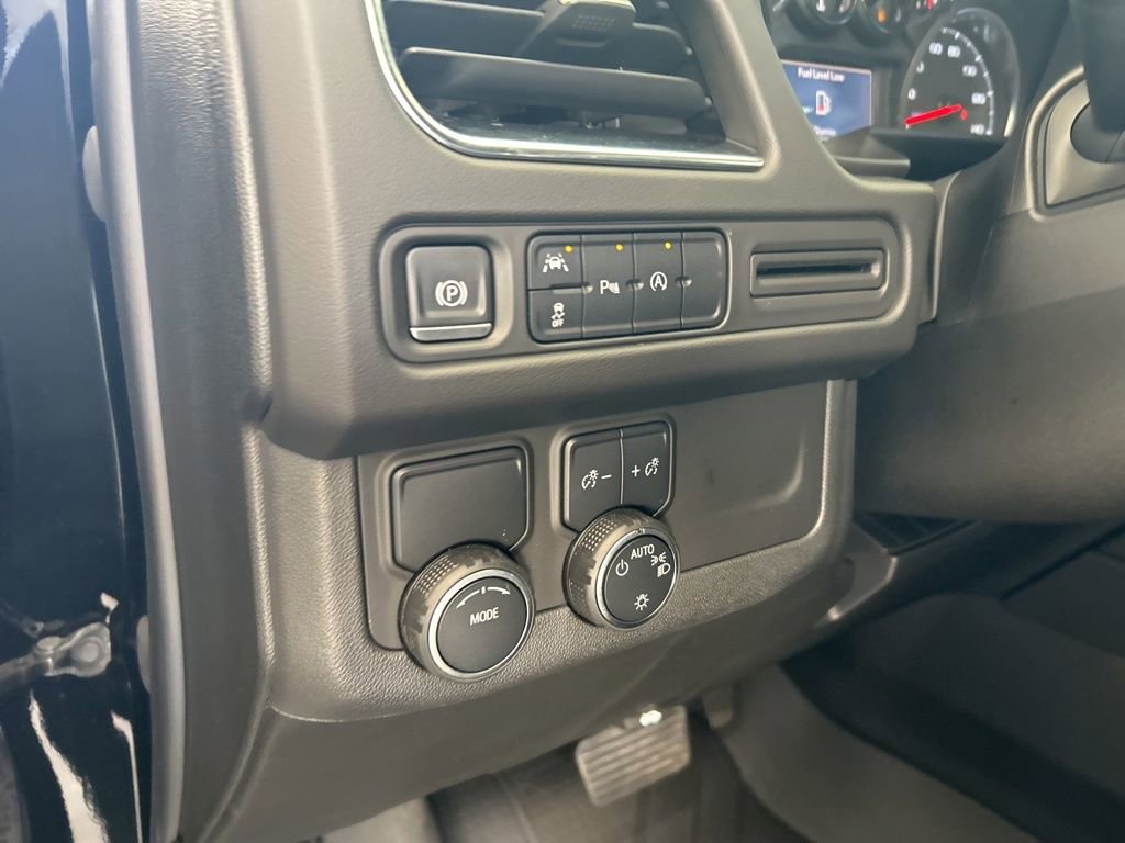 Used 2023 Chevrolet Suburban LS image 43