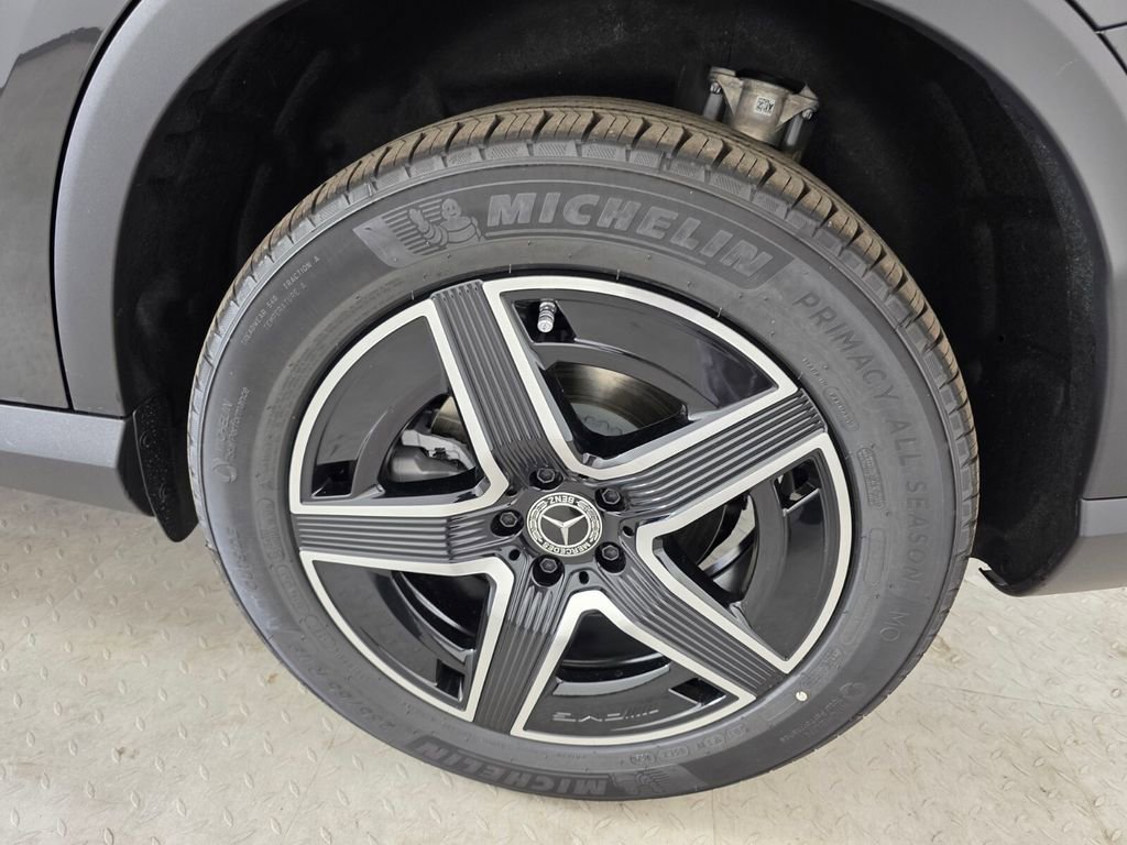 New 2026 Mercedes-Benz GLC 300 image 12