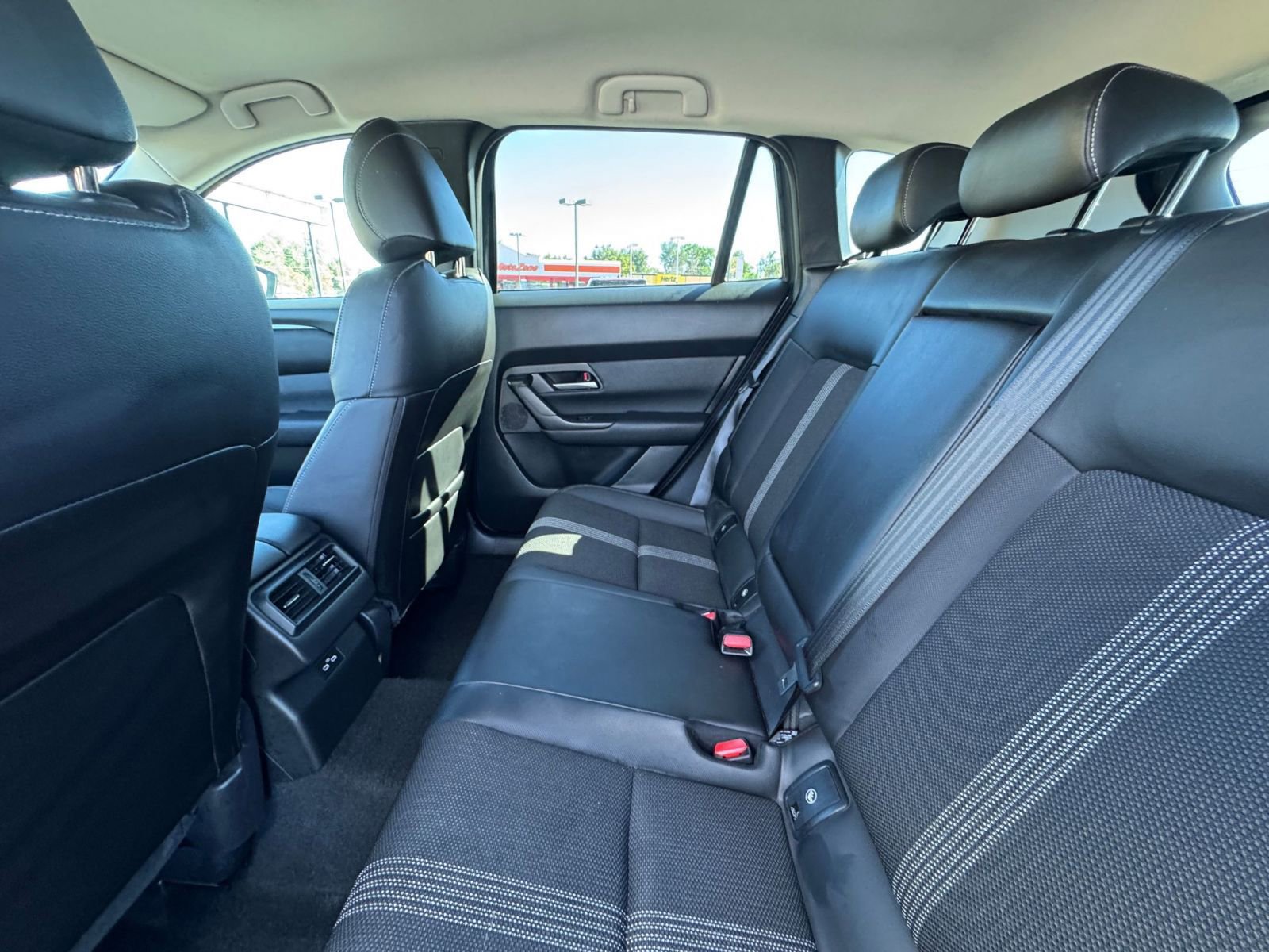 Used 2025 MAZDA CX-50 AWD 2.5 S w/ Preferred Package image 25