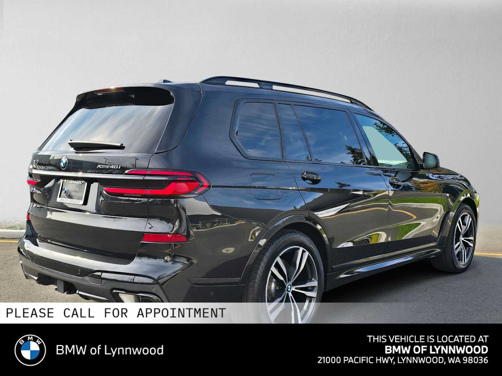 New 2027 BMW X7 xDrive40i w/ M Sport Package AWD/4WD image 3