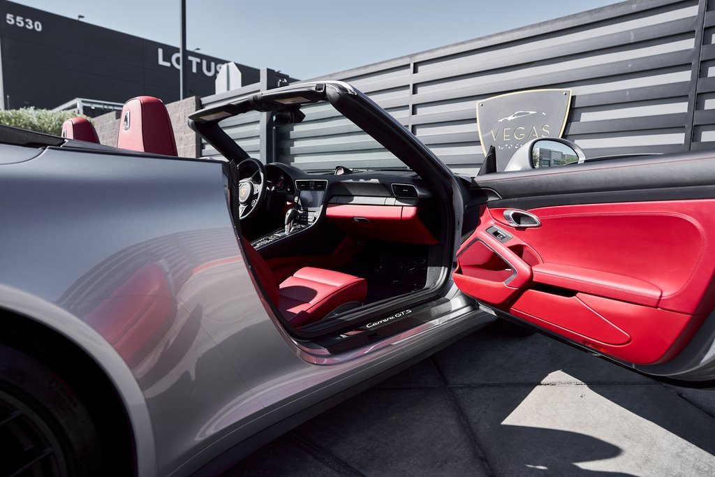 Used 2019 Porsche 911 Carrera GTS image 21