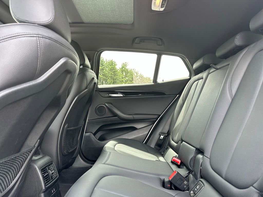 Used 2022 BMW X2 xDrive28i w/ Convenience Package AWD/4WD image 23