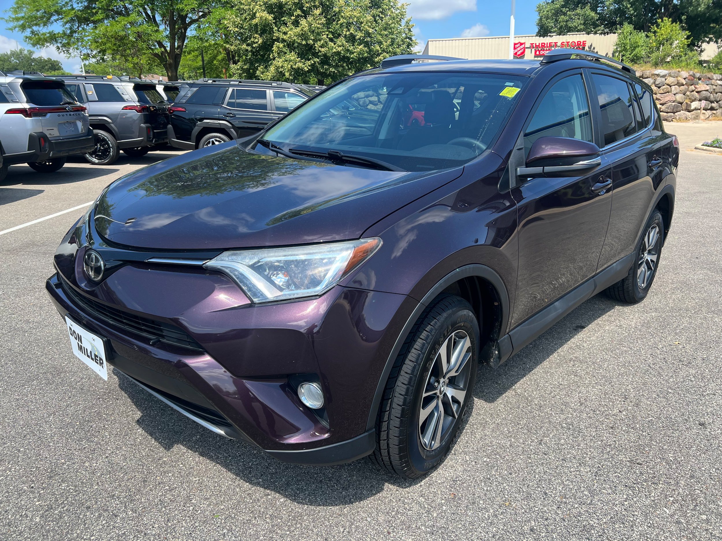 Used 2017 Toyota RAV4 XLE w/ All Weather Liner Package AWD/4WD image 3
