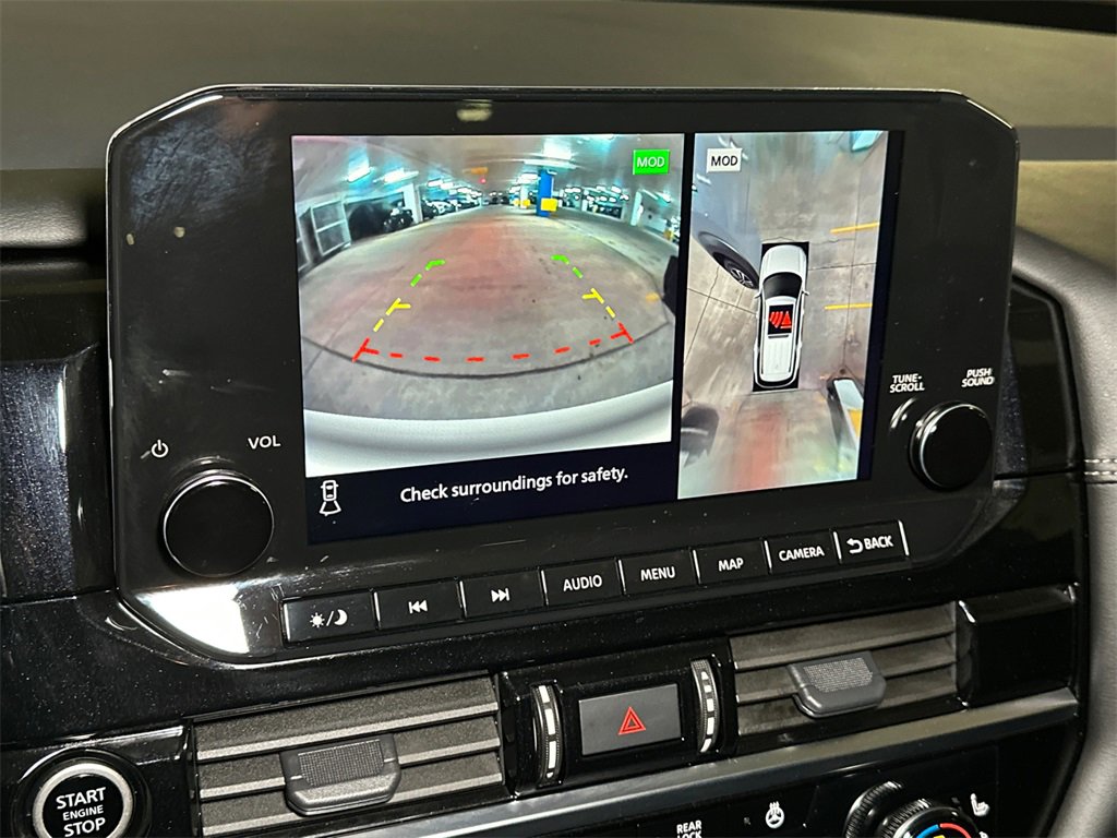 Used 2023 Nissan Pathfinder Platinum image 28