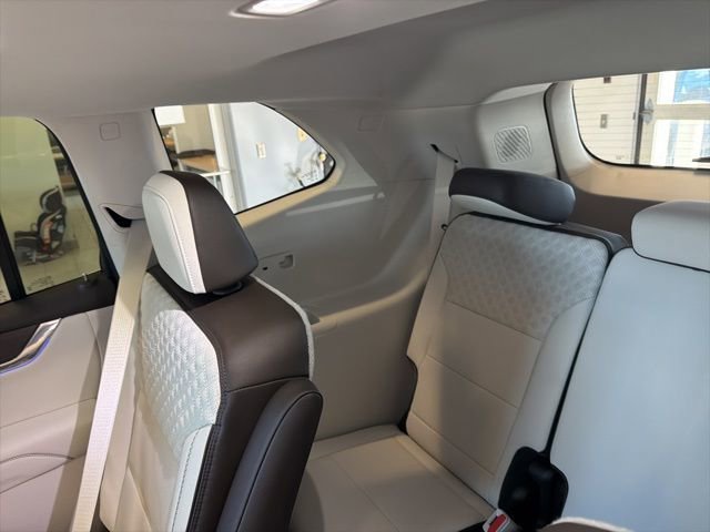 New 2026 GMC Acadia Denali w/ Super Cruise Package image 26