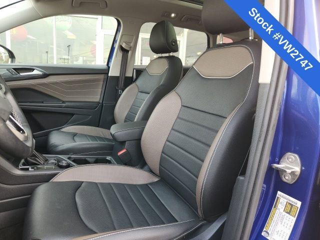 Certified 2024 Volkswagen Taos SEL image 22