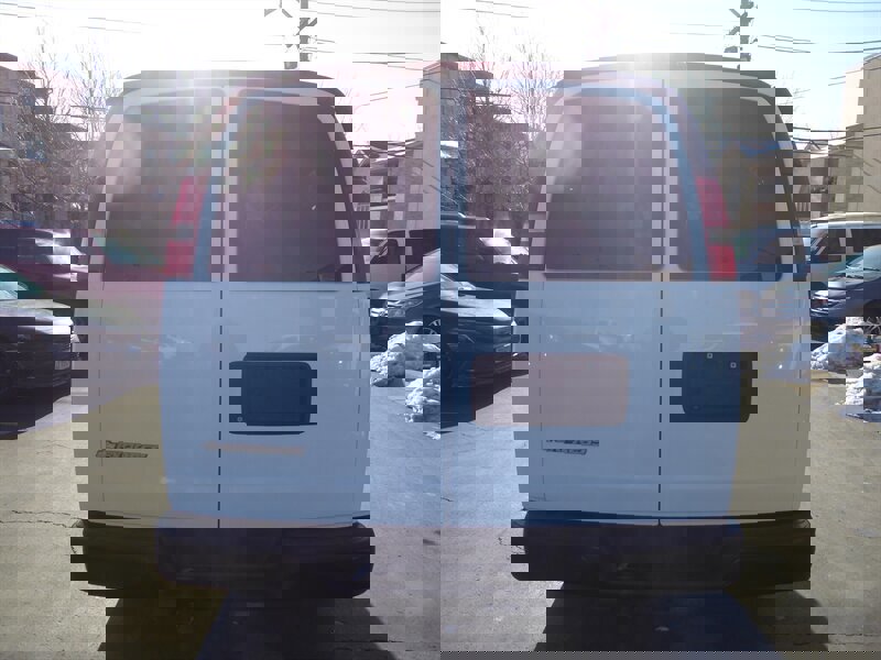 Used 2017 Chevrolet Express 2500 LS image 6