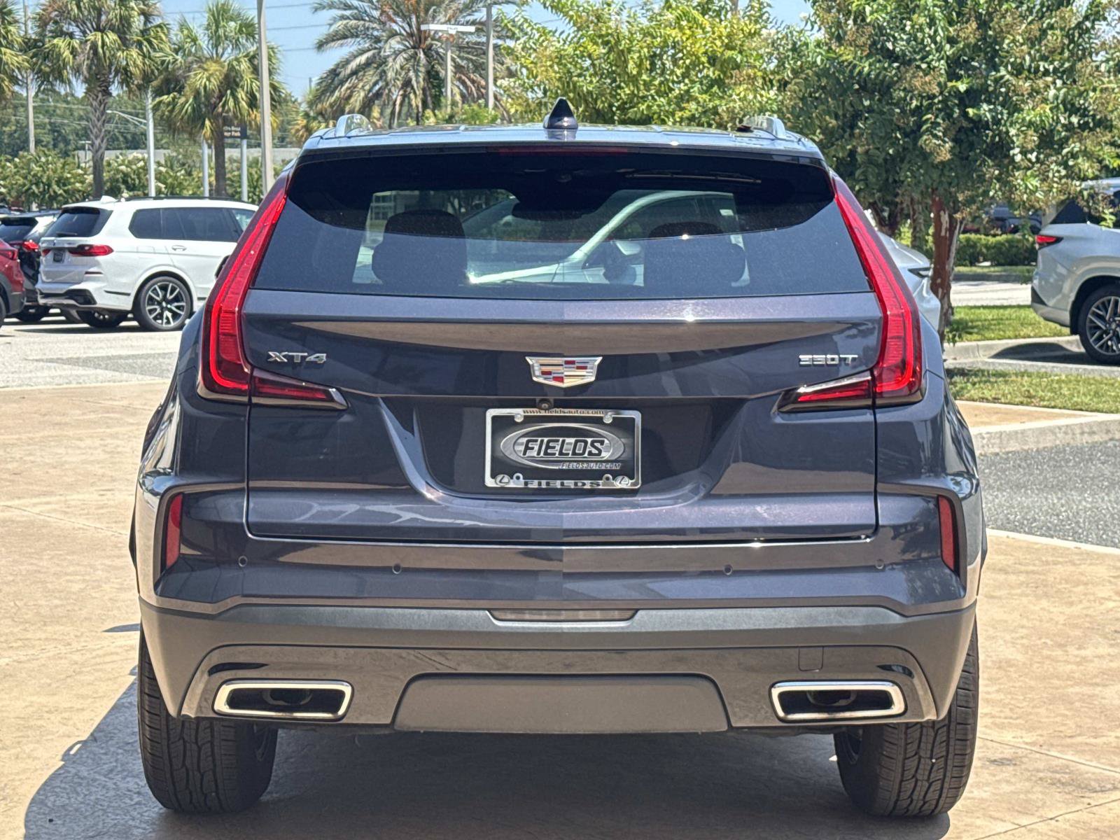 Used 2025 Cadillac XT4 Premium Luxury FWD image 4