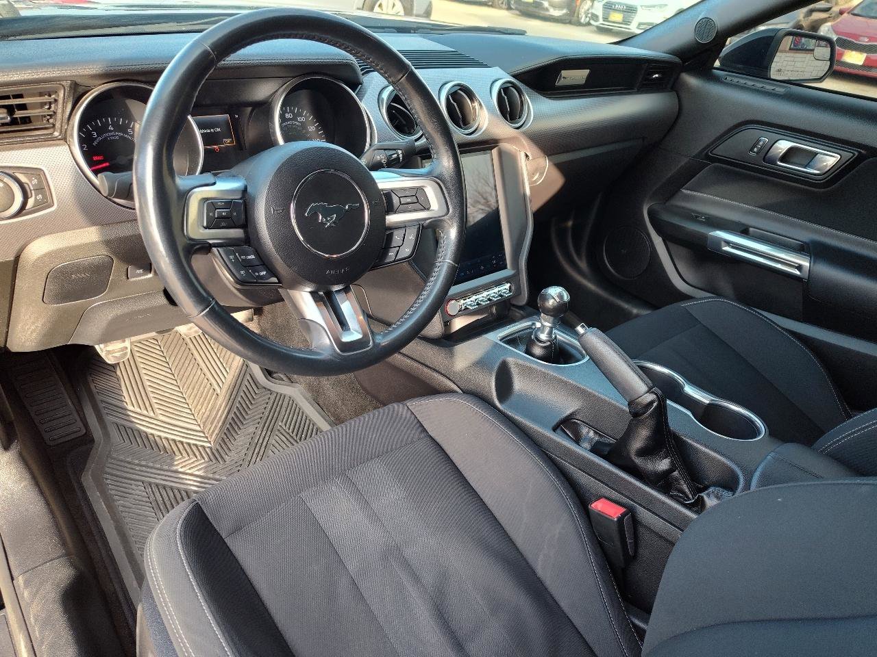 Used 2018 Ford Mustang GT RWD image 26