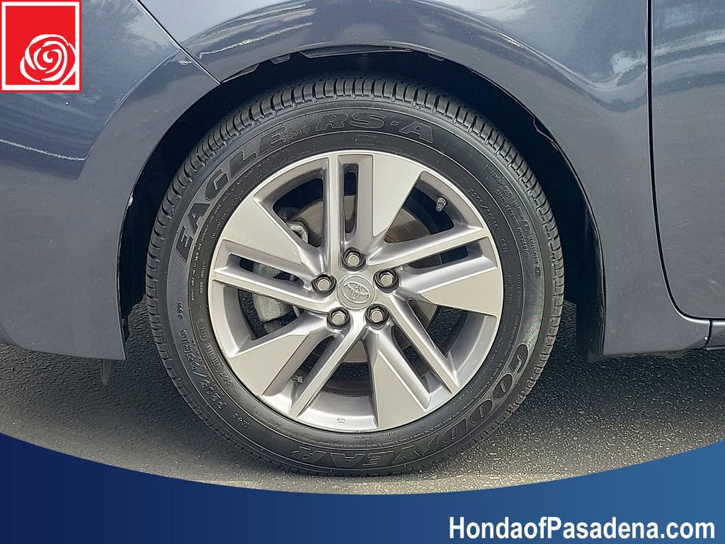 Used 2014 Toyota Corolla LE Premium w/ Driver Convenience Package FWD image 32