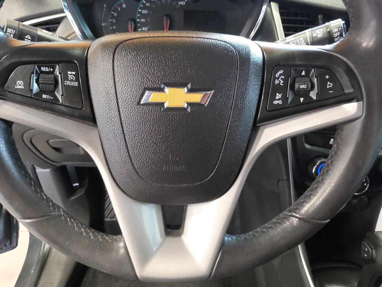 Used 2020 Chevrolet Trax LT w/ LT Convenience Package FWD image 18