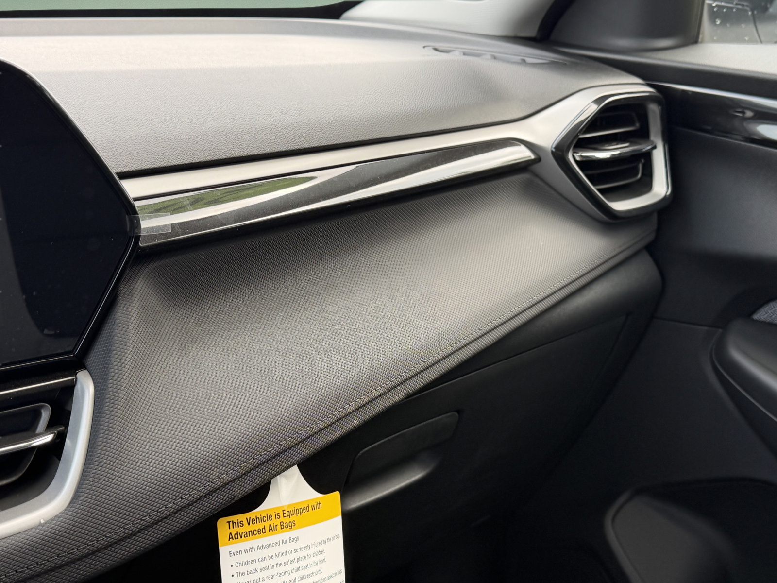 New 2026 Chevrolet TrailBlazer LT w/ Convenience Package FWD image 12