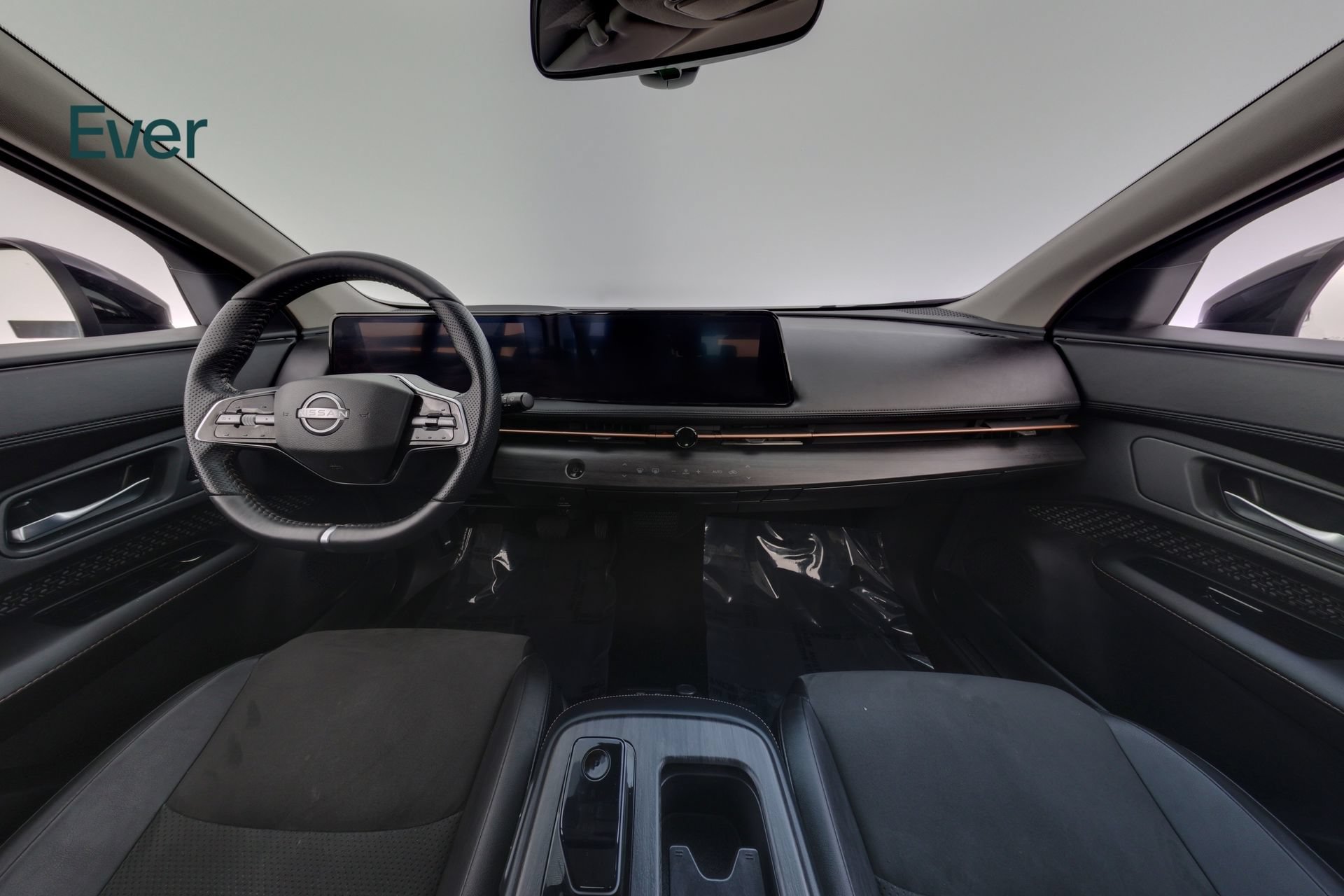Used 2024 Nissan Ariya AWD image 26