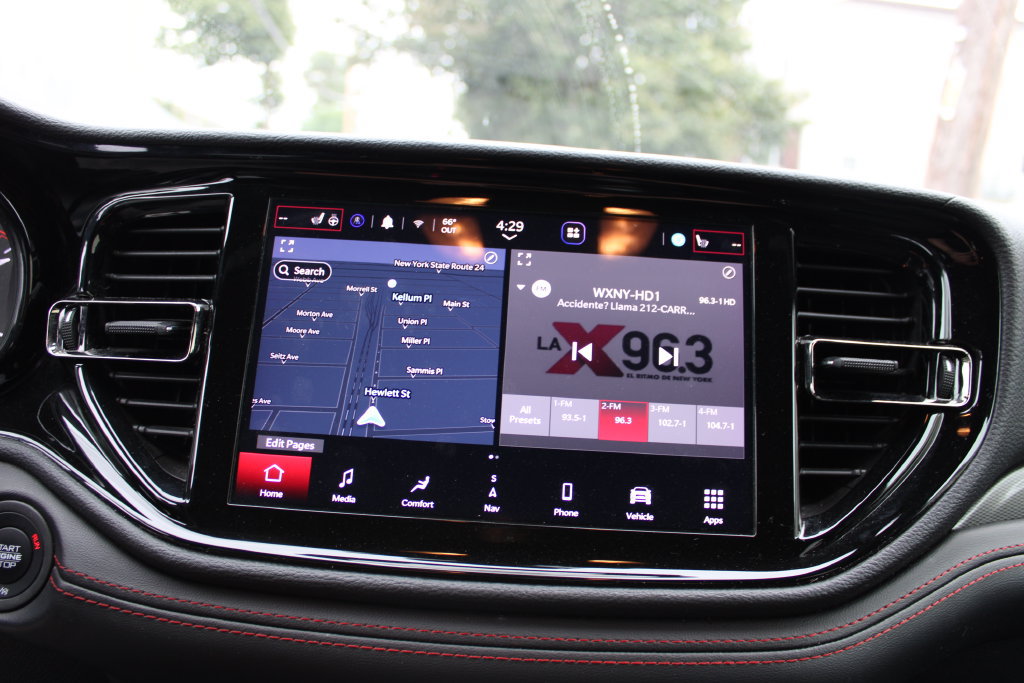 Used 2025 Dodge Durango GT RWD image 17