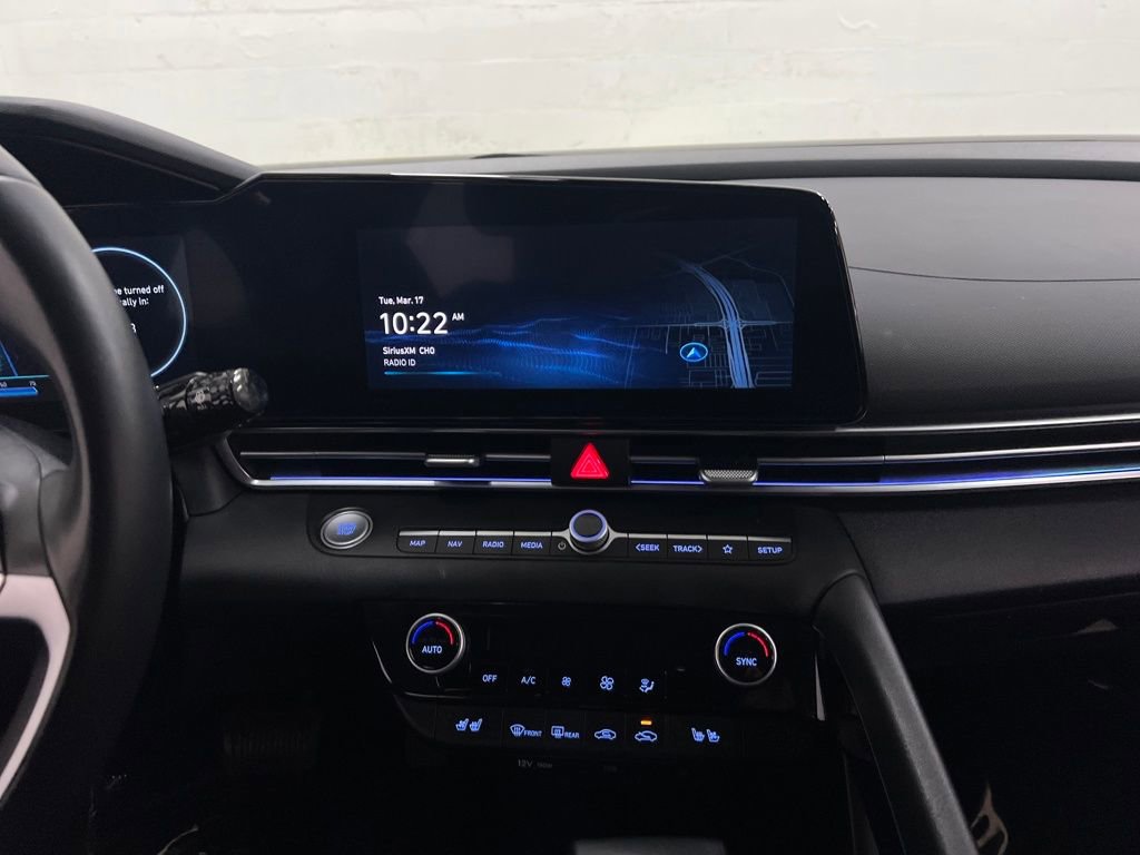 Used 2023 Hyundai Elantra Limited image 20