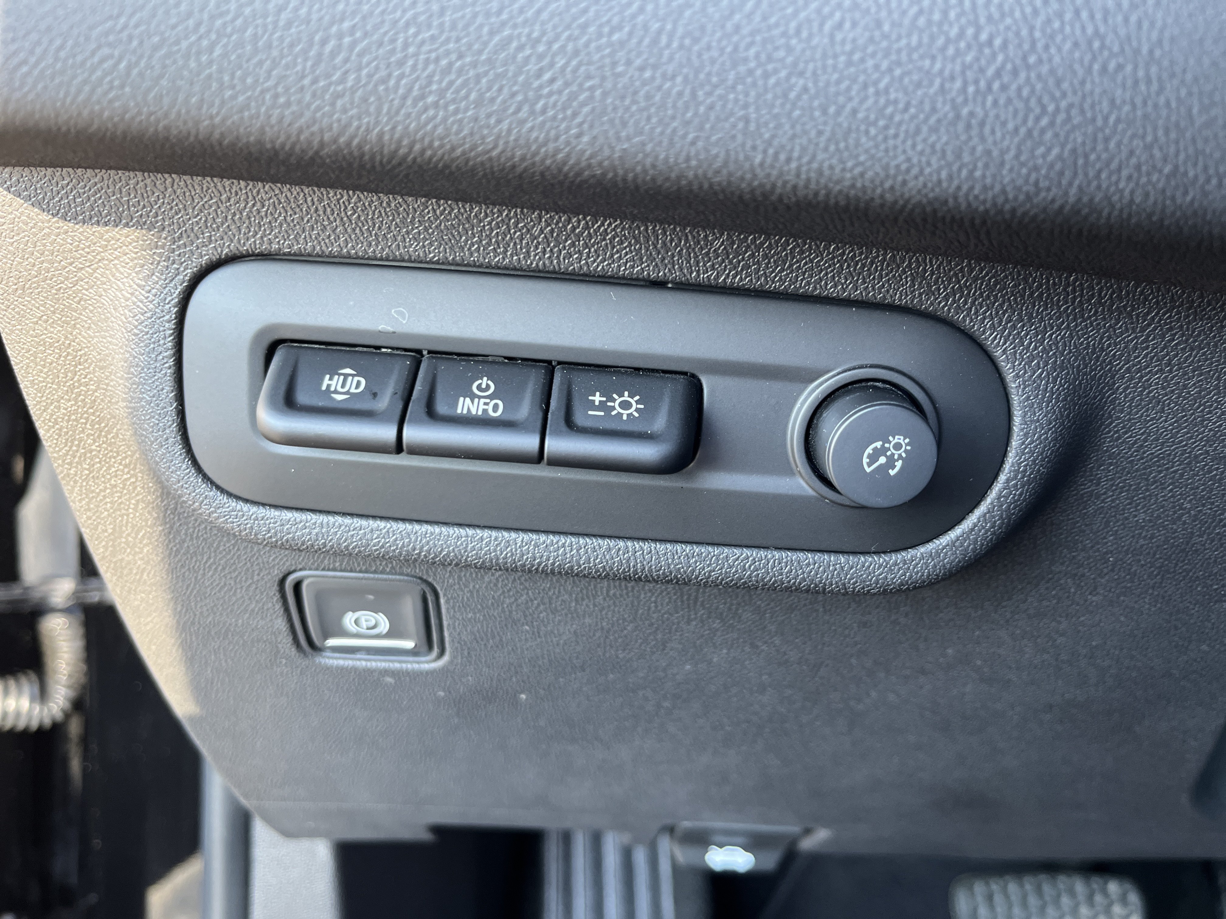 Used 2024 GMC Terrain AT4 w/ Infotainment Package II AWD/4WD image 22