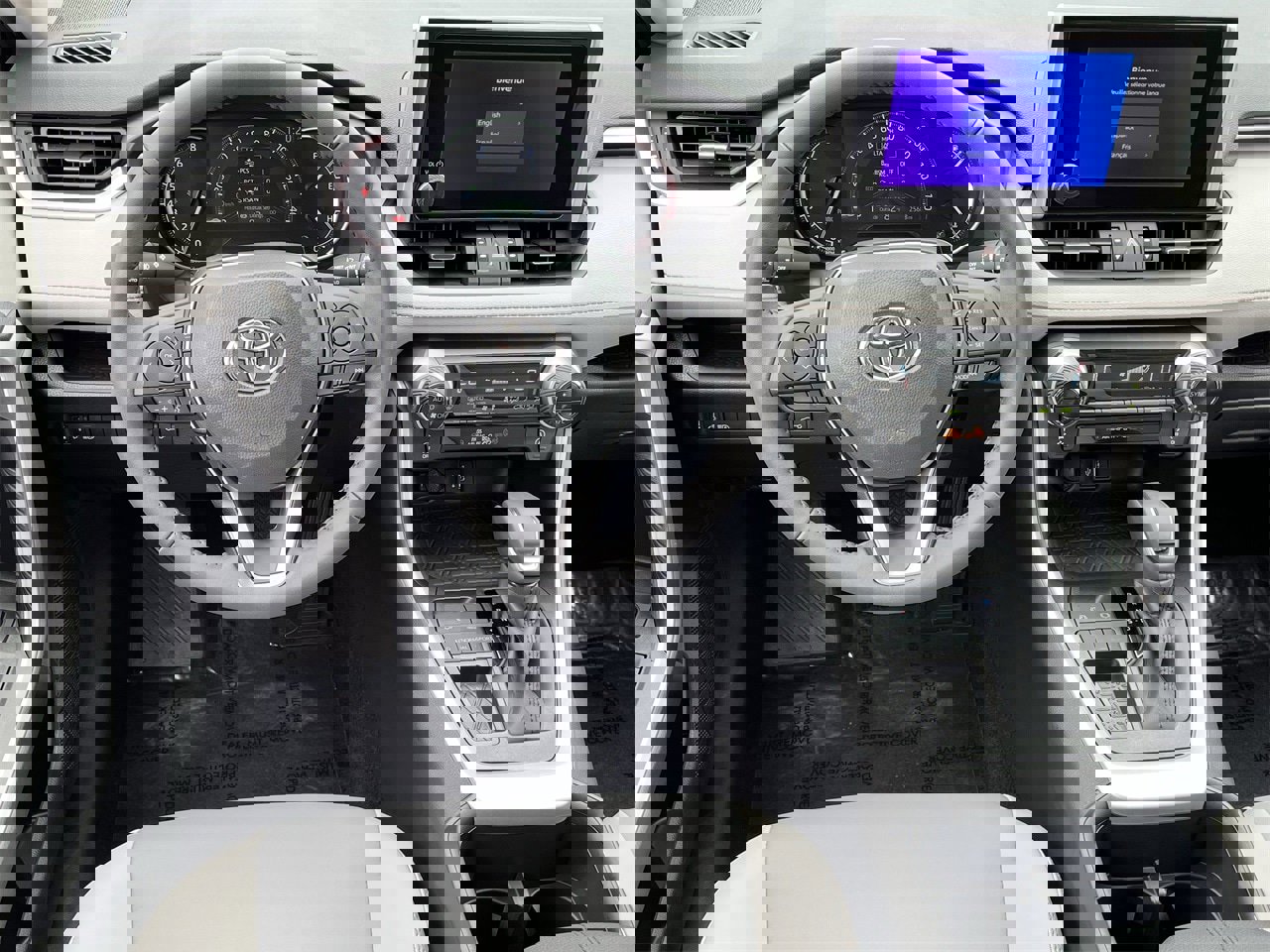 Used 2025 Toyota RAV4 XLE Premium image 10