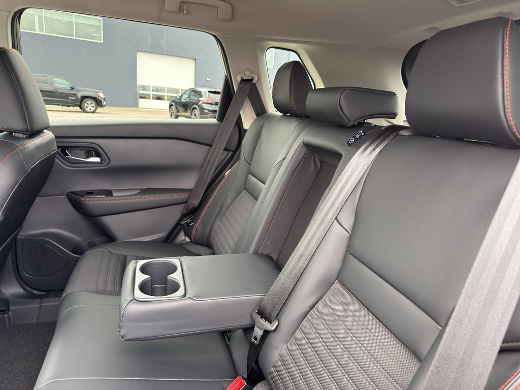 New 2026 Nissan Rogue SV image 33