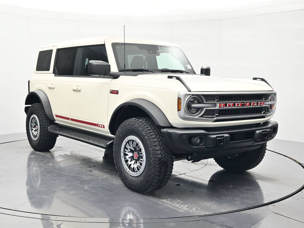 New 2026 Ford Bronco Outer Banks w/ Sasquatch Package AWD/4WD image 3