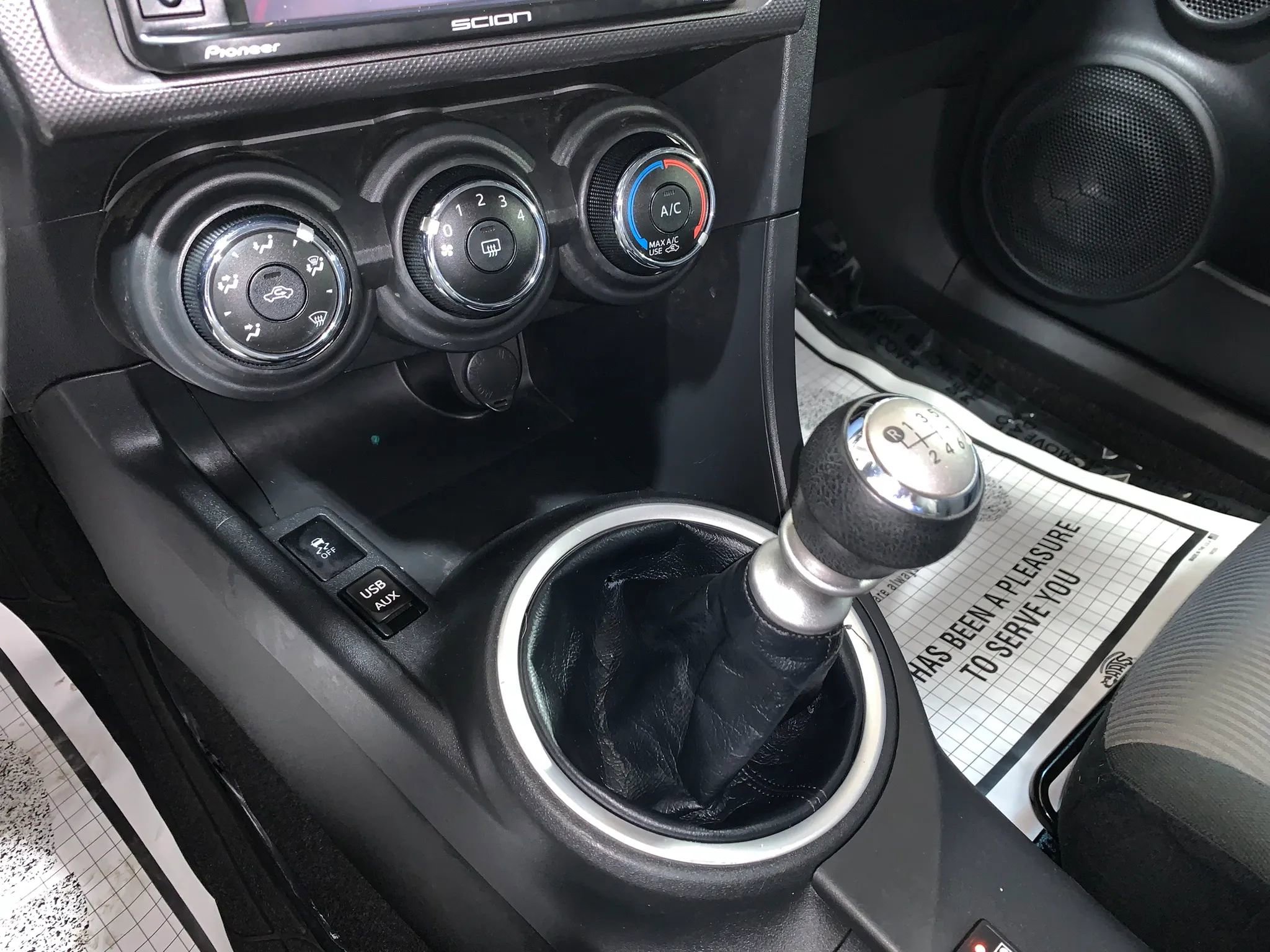 Used 2015 Scion tC image 23